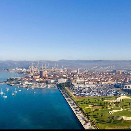 Lovely Apartment With Fabulous View Koper Luaran gambar